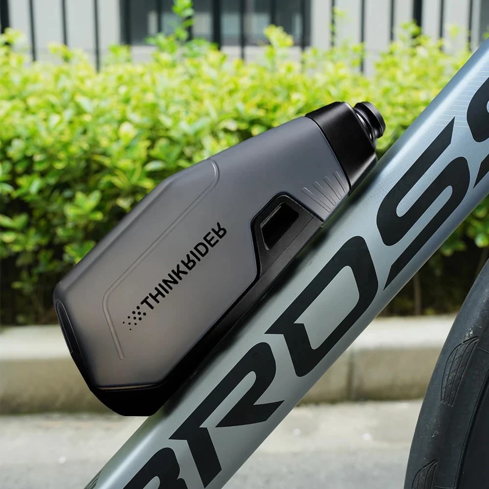ThinkRider Bicycle 650ml Aerodynamic Water Bottle Bracket Set Bike Water Bottle MTB Road Frame Down Tube Riding Water Kettl